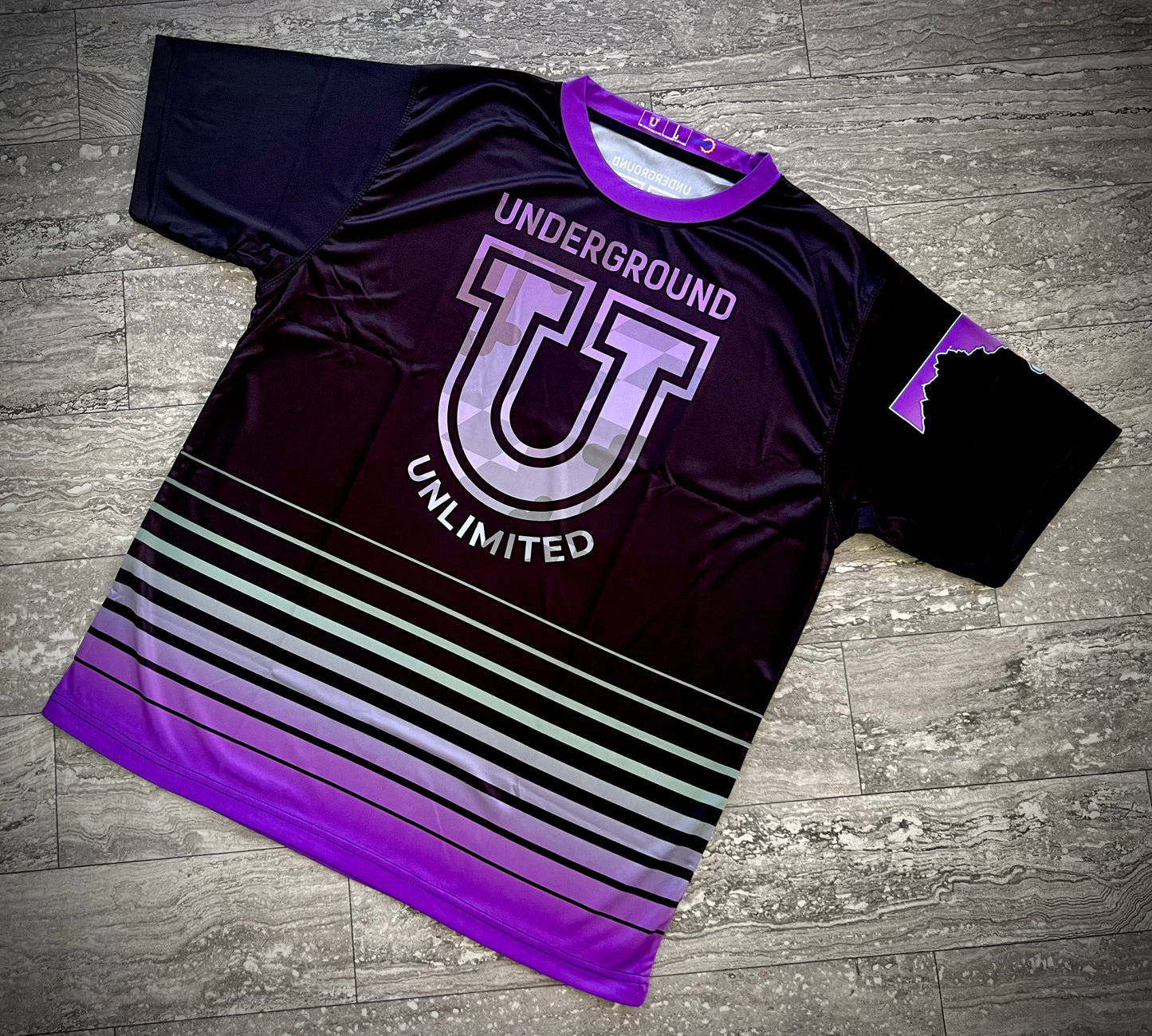 Men’s Underground Performance Dri Tech Short Sleeve Shirt ~ Black Striped Flo