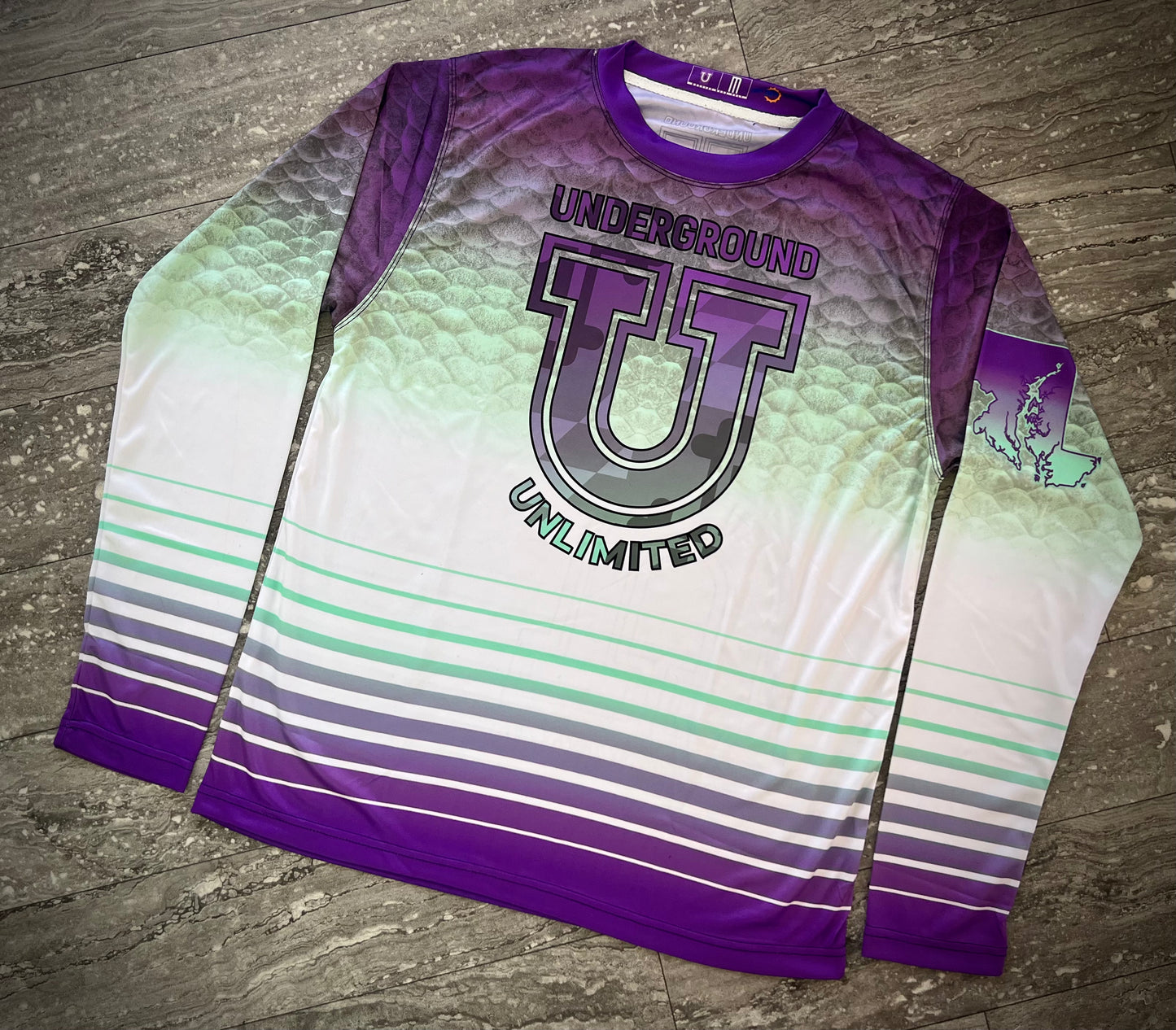 Men’s Underground Pro Performance Sun Long Sleeve ~ White Fish Scaled Flo